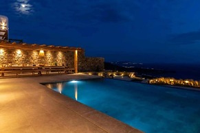 Breathtaking 5 Bedroom Villa With Private Pool