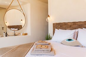 Breathtaking 5 Bedroom Villa With Private Pool