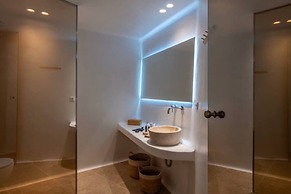 Breathtaking 5 Bedroom Villa With Private Pool