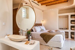 Breathtaking 5 Bedroom Villa With Private Pool