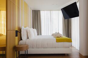 Lumen Hotel & The Lisbon Light Show