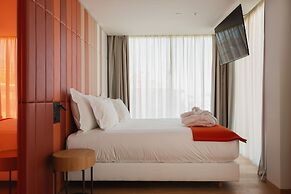 Lumen Hotel & The Lisbon Light Show