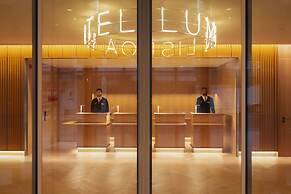 Lumen Hotel & The Lisbon Light Show