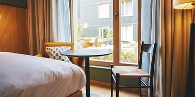 Mollie's Motel & Diner