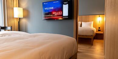 Mollie's Motel & Diner