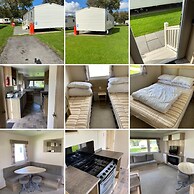 Beautiful 3-bed Caravan Situated on Lakeland Haven