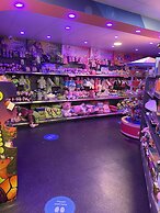 Beautiful 3-bed Caravan Situated on Lakeland Haven