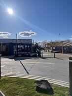 Beautiful 3-bed Caravan Situated on Lakeland Haven