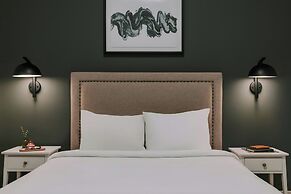 Sonder by Marriott Bonvoy Vista Cay Apartments