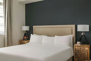 Sonder by Marriott Bonvoy Vista Cay Apartments