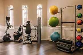 Sonder by Marriott Bonvoy Vista Cay Apartments