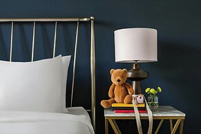 Sonder by Marriott Bonvoy Vista Cay Apartments