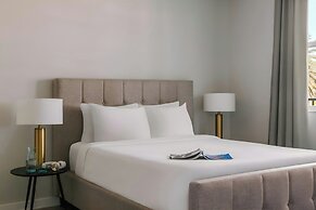 Sonder by Marriott Bonvoy Vista Cay Apartments