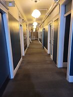 Ansonia Hotel - Hostel