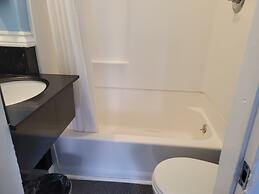 Ansonia Hotel - Hostel