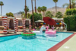 Float Palm Springs
