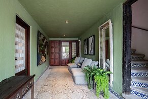 HOLT - Casa Parque Juárez