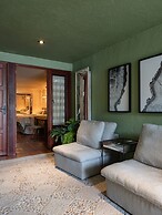 HOLT - Casa Parque Juárez