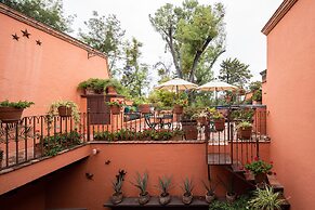 HOLT - Casa Parque Juárez
