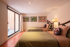 HOLT - Casa Parque Juárez