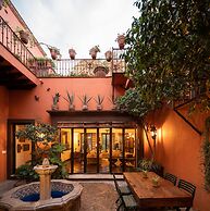 HOLT - Casa Parque Juárez