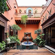 HOLT - Casa Parque Juárez
