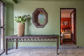 HOLT - Casa Parque Juárez