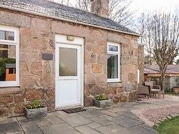Gairnlea Cottage