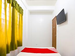 OYO 736 Jade Apartelle