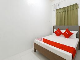 OYO 736 Jade Apartelle