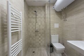 Modern 1bdr Apartment Near Center - Free Parking