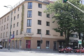 Bright Serviced Apartment With Breakfast bar