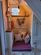 Charming 2-bed Cottage on Outskirts of Beverley