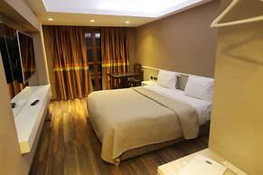 Llogora Tourist Village