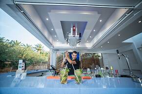 Kastro Beach Apartments