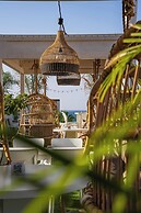 Kastro Beach Apartments