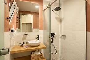 Kastro Beach Apartments