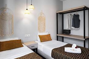 Kastro Beach Apartments