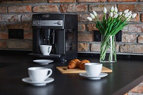 Lema Apartments by Renters Prestige