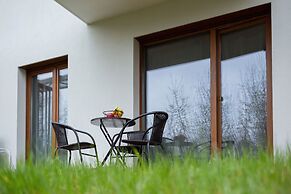 Lema Apartments by Renters Prestige