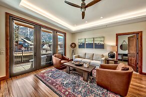 Luxury Three Bedroom Residence steps from Heavenly Village Book 7 Nigh