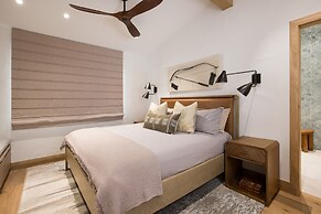 Vail Trails East #10a 3 Bedroom Condo by RedAwning