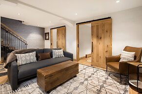 Vail Trails East #10a 3 Bedroom Condo by RedAwning