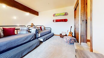 Snowcreek VI The Lodges 1127 3 Suites, Spacious with Mountain Views, P