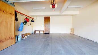 Snowcreek VI The Lodges 1127 3 Suites, Spacious with Mountain Views, P