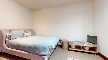 Timbers 15 Private Hot Tub, 2 Car Garage, Washer Dryer, Large Townhous