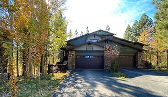 Timbers 15 Private Hot Tub, 2 Car Garage, Washer Dryer, Large Townhous