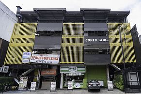 OYO 711 Goff's Place