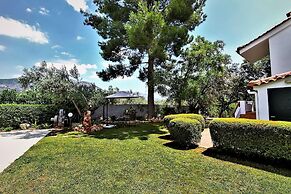 Beautiful Villa With Swimming Pool Near Nafplion