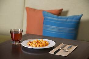 Home2 Suites by Hilton West Sacramento, CA